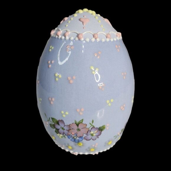 Porcelain Folkloric Dot Easter Egg - Picture 3 of 9